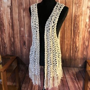 Maurices Boho Hippy Crochet Cream Vest sz 2 plus